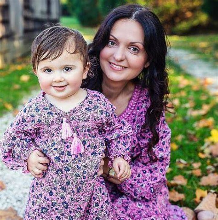 Adina Musta - Age, Family, Bio