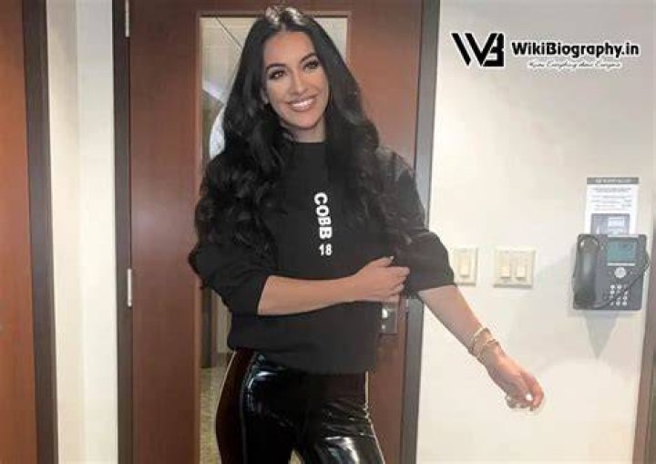 Aiyda Ghahramani Height, Weight, Net Worth, Age, Birthday, Wikipedia, Who, Nationality, Biography