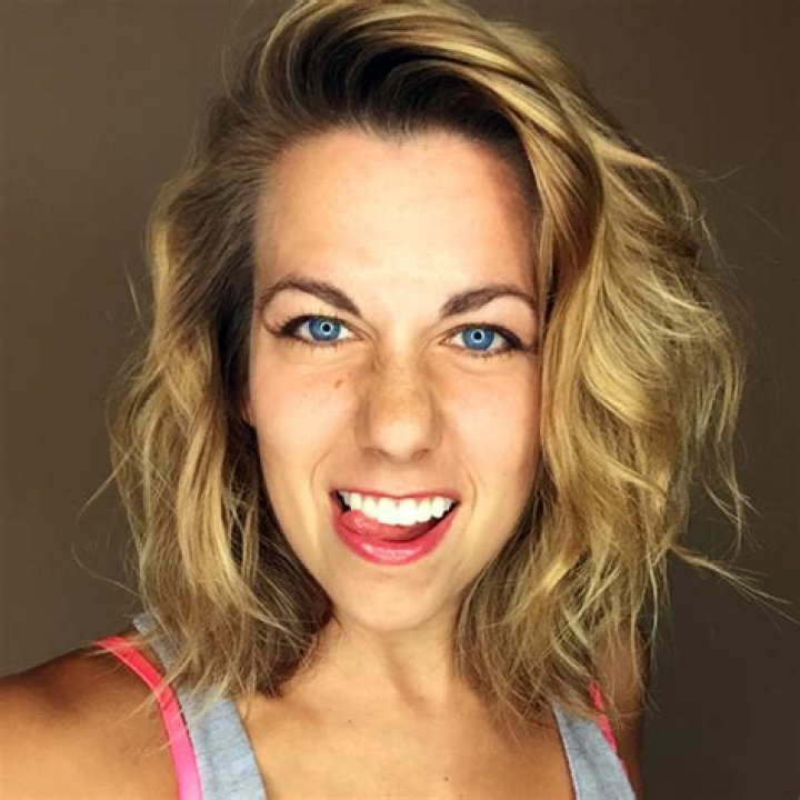 Ali Spagnola Height, Weight, Net Worth, Age, Birthday, Wikipedia, Who, Nationality, Biography