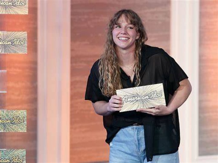 American Idol Contestant Hannah Nicolaisen Played Volleyball For Cowley College