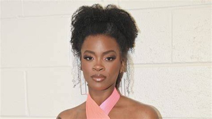 
Ari Lennox Says Her Upcoming Album Is About ‘Providing Grace And Compassion To Myself’ 