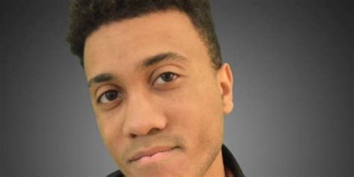 Awestruck Vox Jr. - Age, Family, Bio