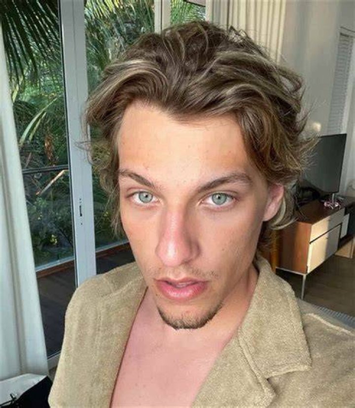 Axel Weber Height, Weight, Net Worth, Age, Birthday, Wikipedia, Who, Nationality, Biography