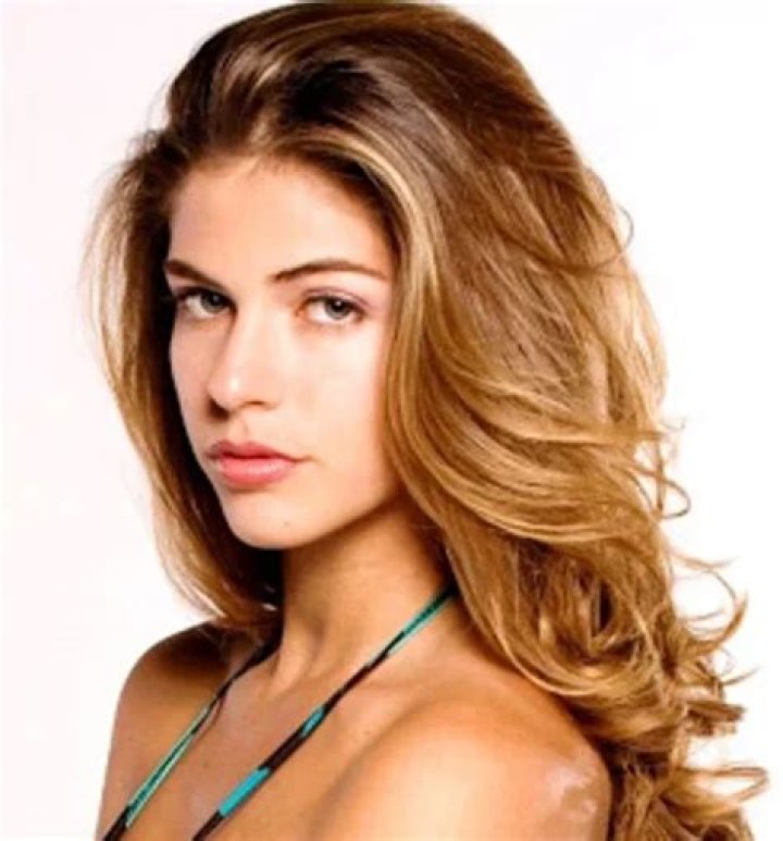 Barbara Cayo - Age, Family, Bio
