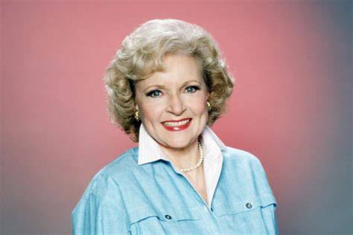 Betty White - Trivia, Family, Bio