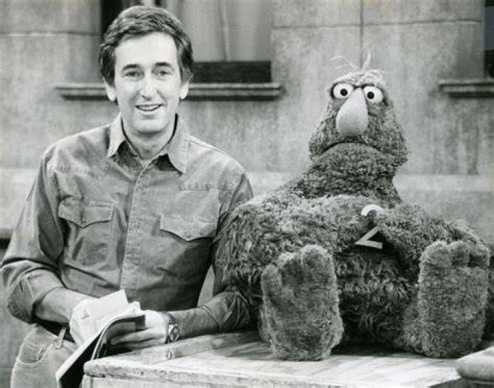 
Bob McGrath Dead: ‘Sesame Street’ Star was 90 