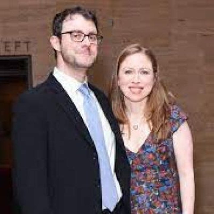 Charlotte Clinton Mezvinsky Height, Weight, Net Worth, Age, Birthday, Wikipedia, Who, Instagram, Biography