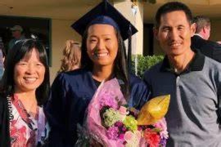 
Claire Liu Parents Wen And Longbin Liu Are Chemists Of Chinese Emigrant 