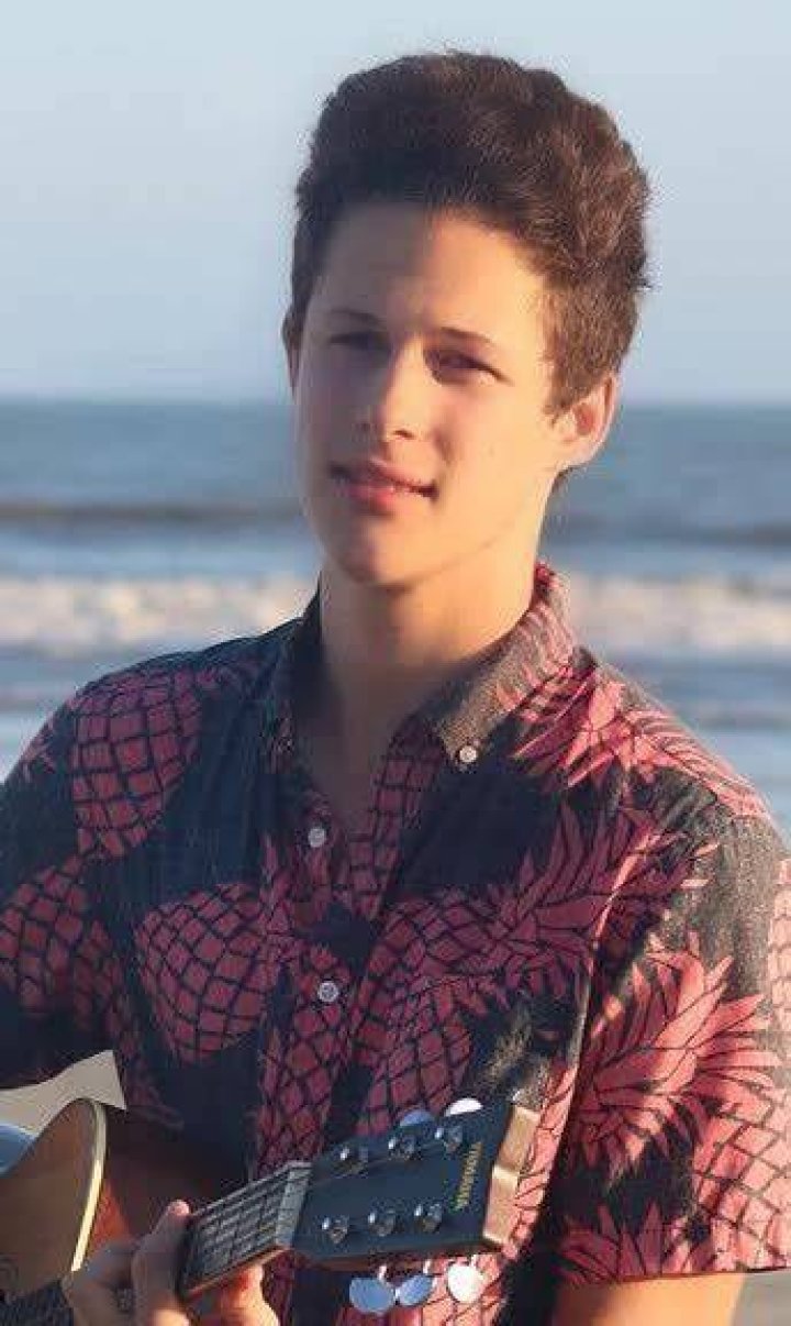 Connor Byers - Age, Family, Bio