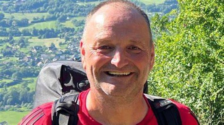 
Dad of Four, Martin Dyer, 55, died while paragliding in France 