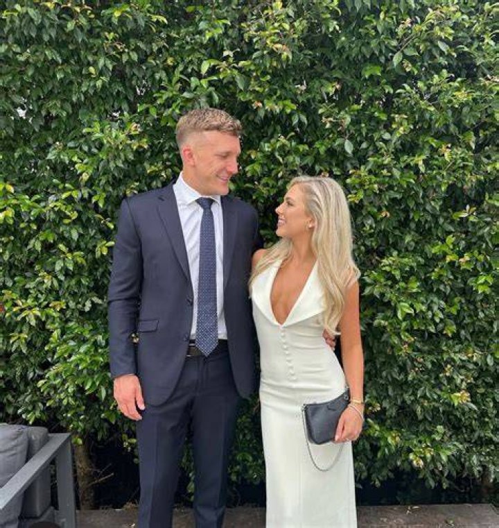 
Damian Mckenzie Partner, Is He Married? Wife Family And Age 