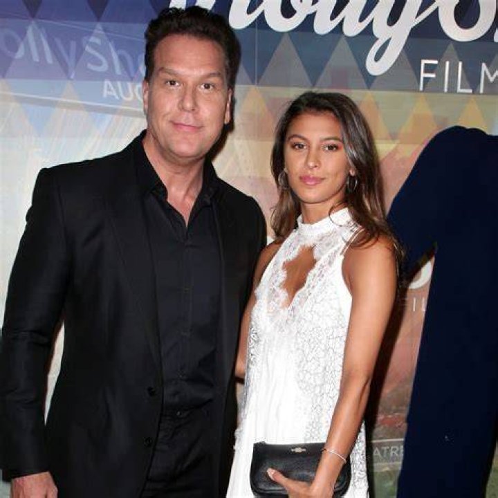 
Dane Cook and Kelsi Taylor Engaged After 5 Years of Dating 