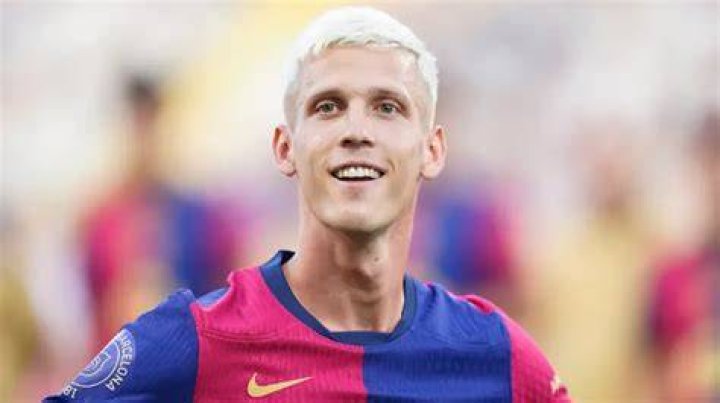 Dani Olmo Height, Weight, Net Worth, Age, Birthday, Wikipedia, Who, Instagram, Biography