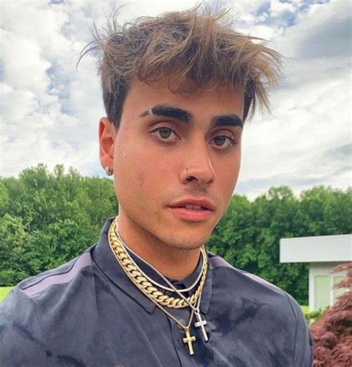 Darius Dobre Height, Age, Girlfriend, Biography, Wiki, Net Worth