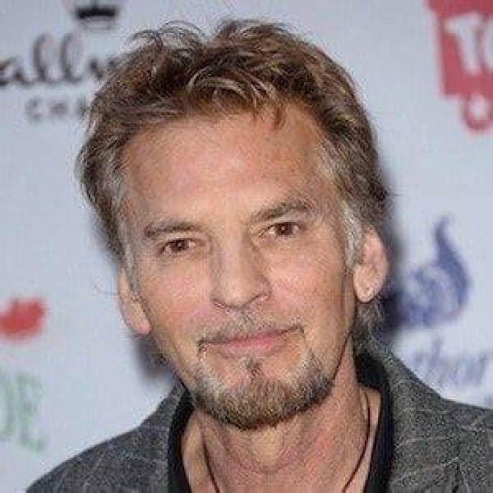 Dave Loggins - Age, Family, Bio