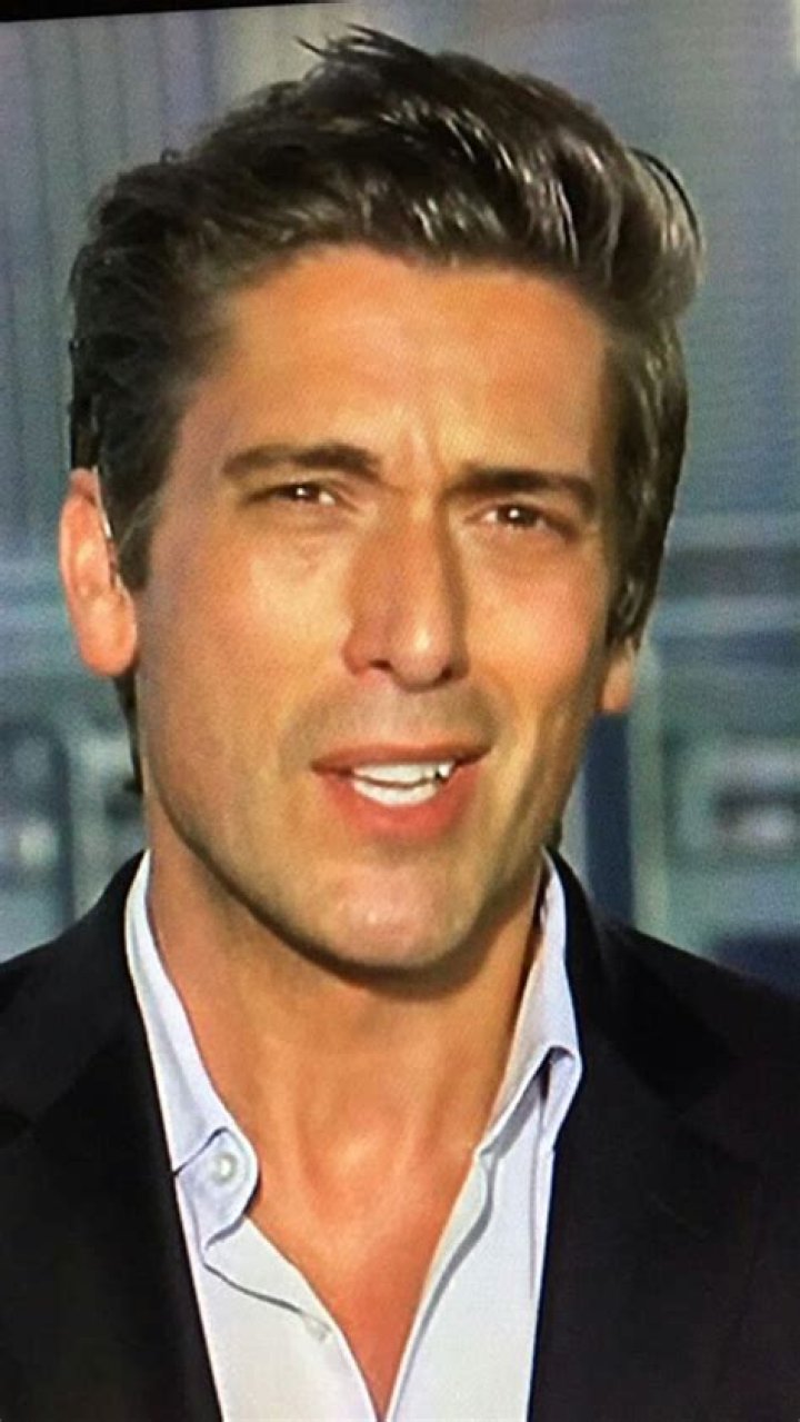 David Muir - Age, Family, Bio