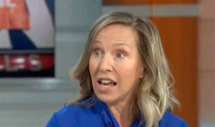 
Did Lowri Turner Undergo Eye Surgery? Former British Journalist Glass Eye Rumors Explained 