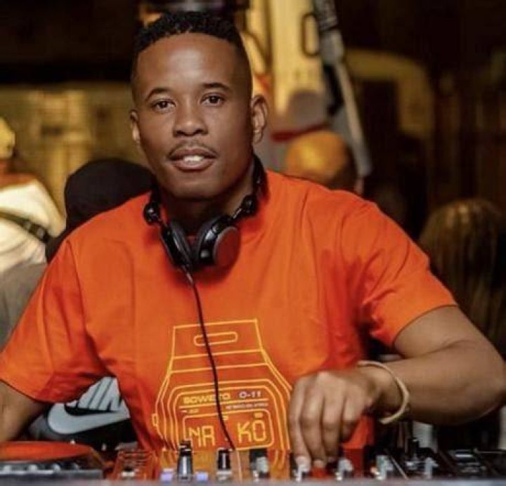 
DJ Stokie Age, Birthday, Wikipedia, Who, Nationality, Biography 