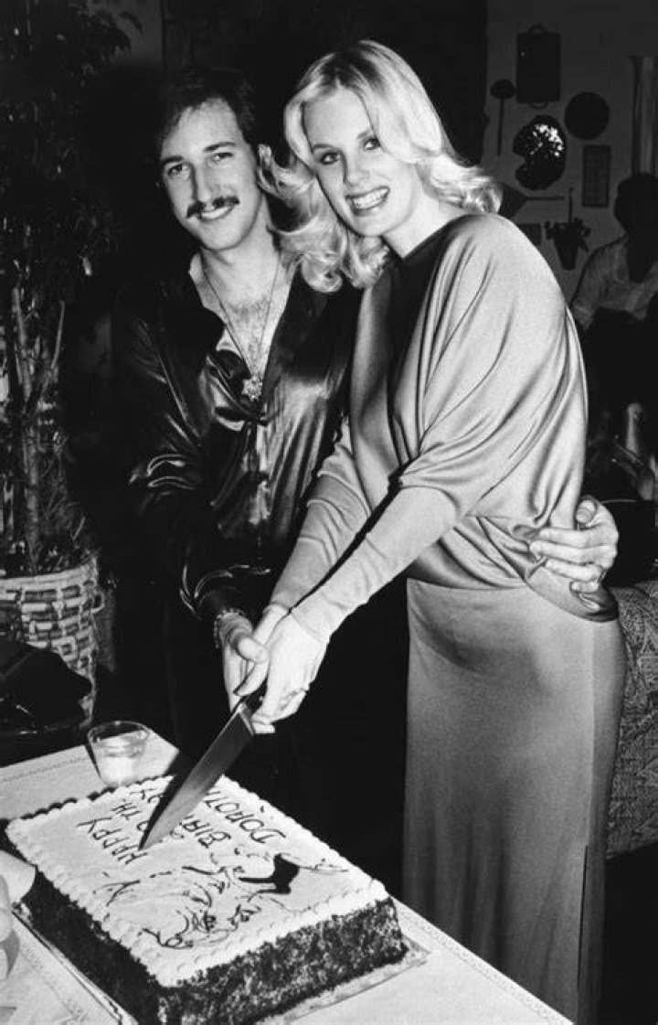 
Dorothy Stratten Cause of Death, How did Dorothy Stratten Die? 