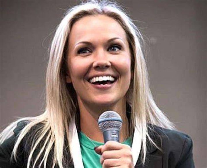 Emilie Ullerup Peterson Height, Weight, Net Worth, Age, Birthday, Wikipedia, Who, Instagram, Biography