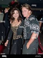 Emilio Estevez and Paula Abdul: a Hollywood Connection in the Spotlight