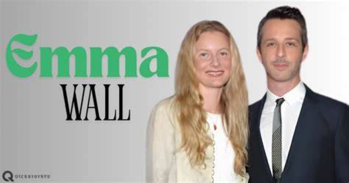 Emma Lane - Age, Family, Bio