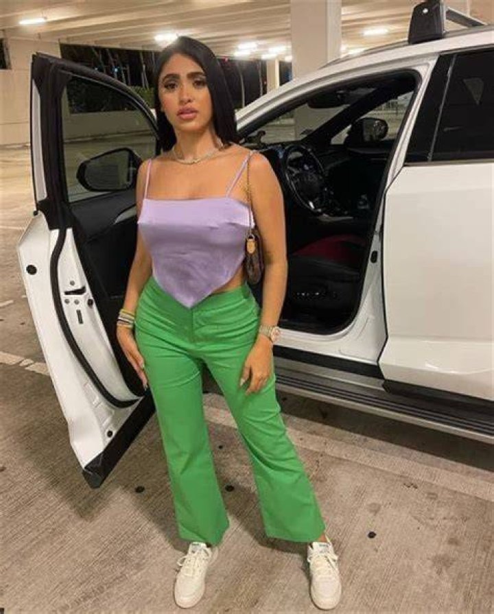 
Eniyah Rana Height, Weight, Net Worth, Age, Birthday, Wikipedia, Who, Nationality, Biography 