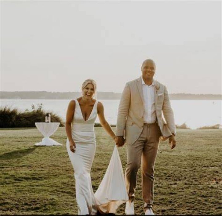 
ESPN Host Jordan Cornette And Wife Shae Peppler Wedding Photos Popular On Twitter 
