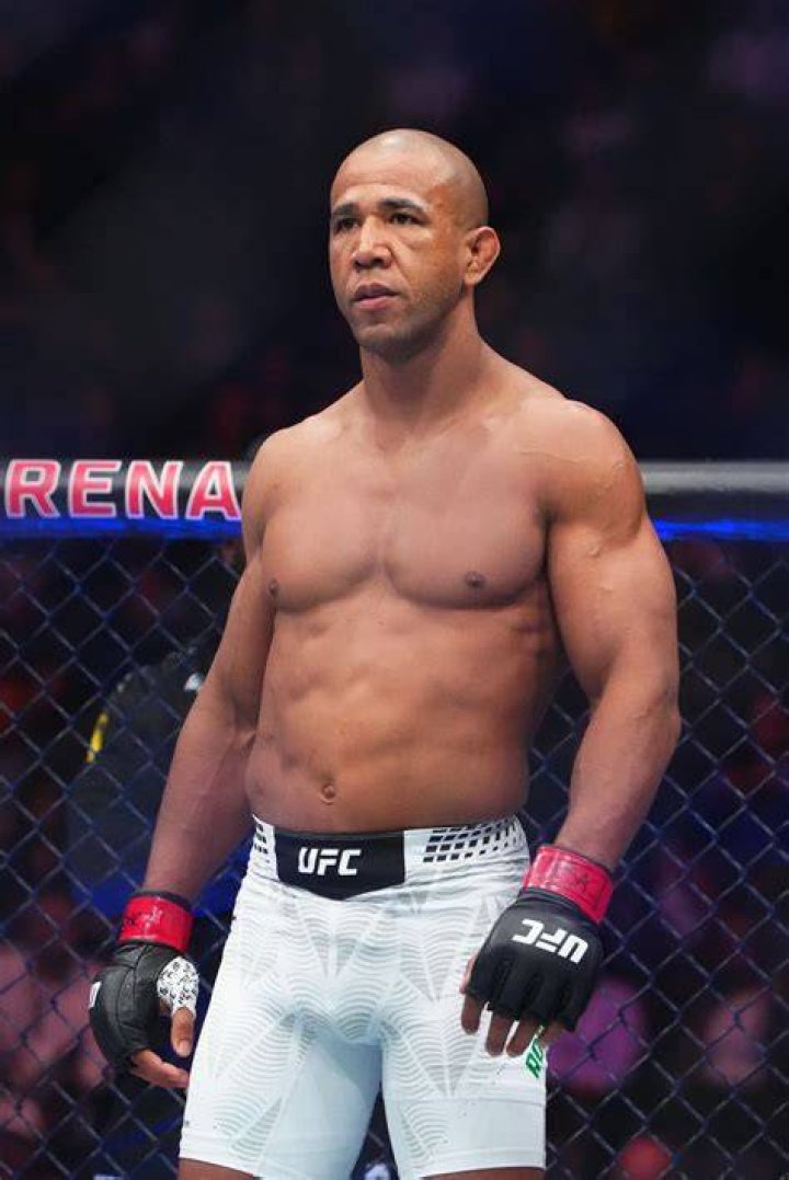 
Everything To Learn About UFC Gregory Rodrigues’ Wife, Jessica Rodrigues 
