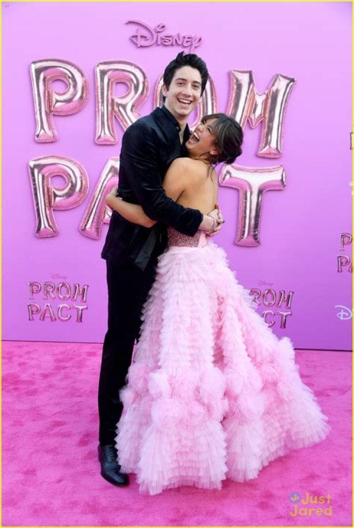 EXCLUSIVE! We planned the ultimate prom with Prom Pact's Peyton Elizabeth Lee