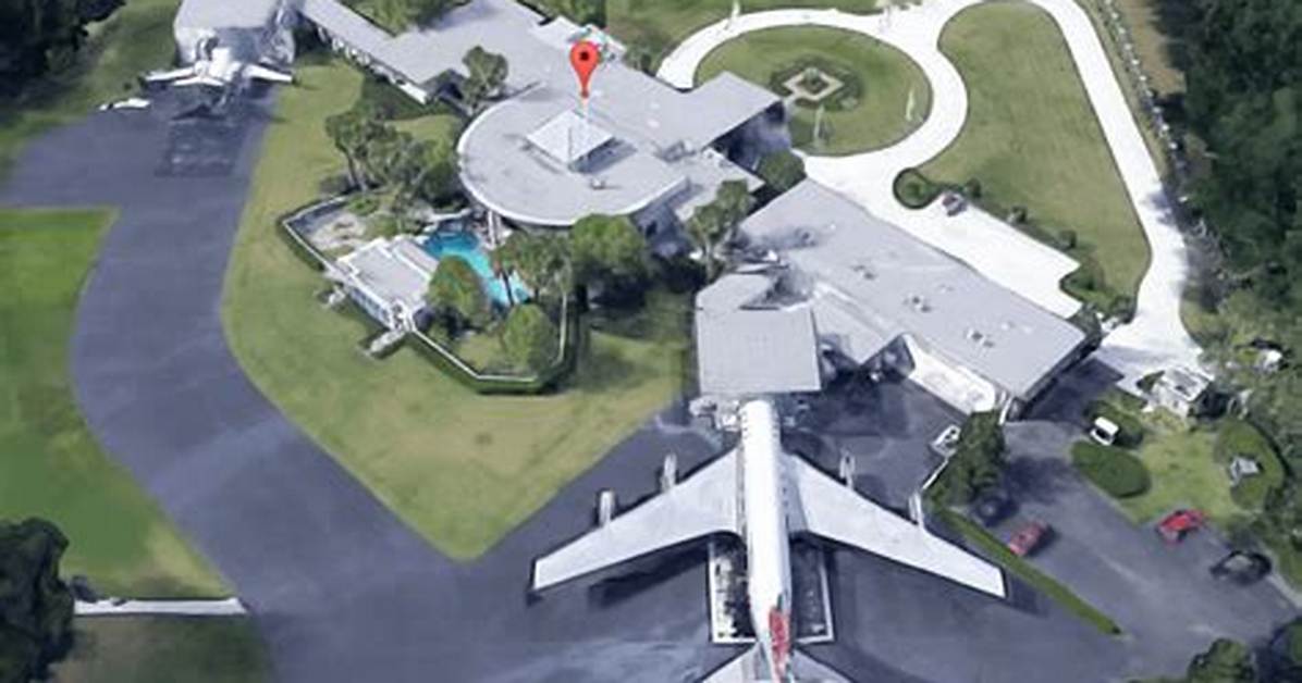 Exploring the Luxurious Abode of John Travolta
