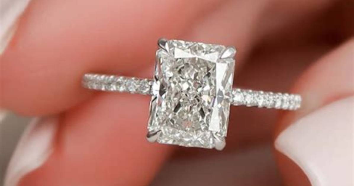 Farrah Brittany's Engagement Ring Is Just as Sparkly as Her Huge Millionaire Fortune