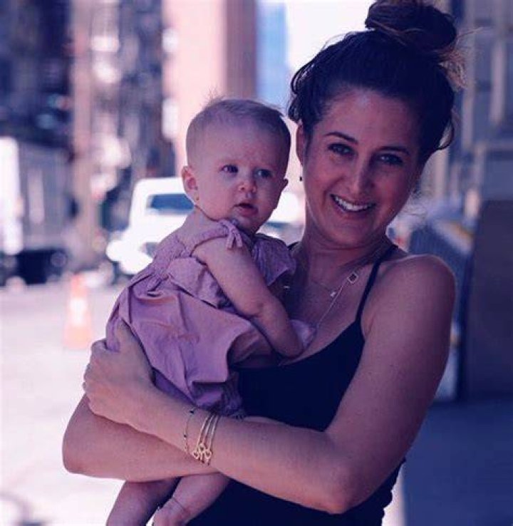 Francine Neistat - Age, Family, Bio