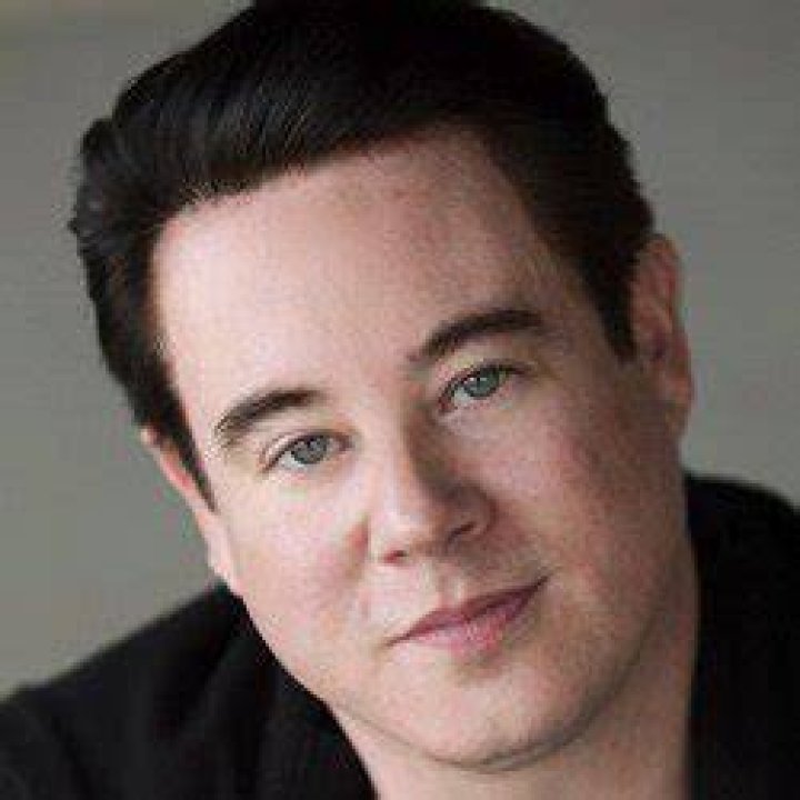 Glenn Thore - Age, Family, Bio