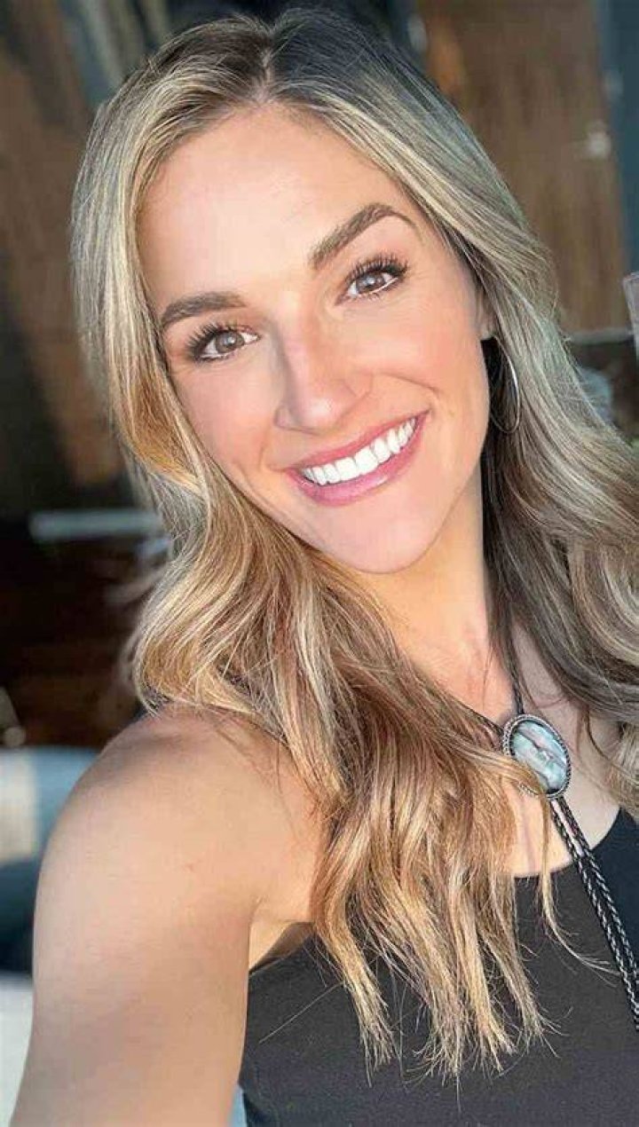 
Grace Leer Height, Weight, Net Worth, Age, Birthday, Wikipedia, Who, Nationality, Biography 