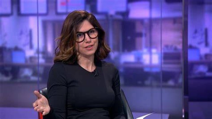 
Helia Ebrahimi Illness – Does She Have Breast Cancer? Health Update And Family Explored 