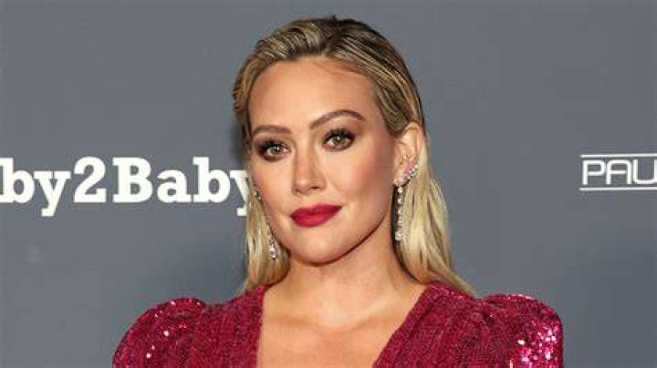 
Hilary Duff Discusses Eating Disorder She Suffered at 17: ‘It Was Horrifying’ 