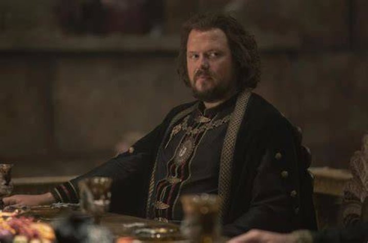 
How Old Is Gavin Spokes In House of the Dragon? Lord Lyonel Strong and His Family Tree Explained 