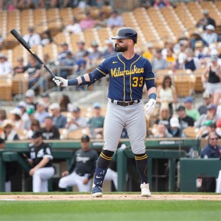 How Old Is Ryan Winker? Meet Jesse Winker Brother On Twitter