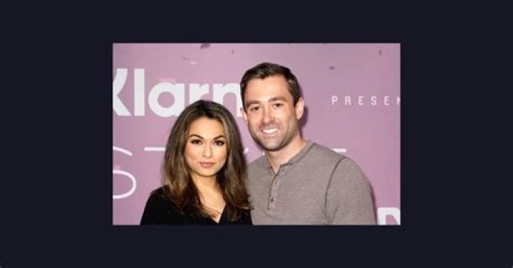 Is Fox News Aishah Hasnie Married? Her Husband, Family, Height & Facts