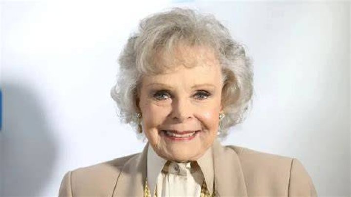 Is June Lockhart Still Alive, Check Out June Lockhart Age, Networth, Family, Daughter, And More