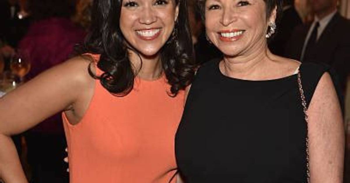 Is Laura Jarrett Related to Valerie Jarrett? Family Tree |