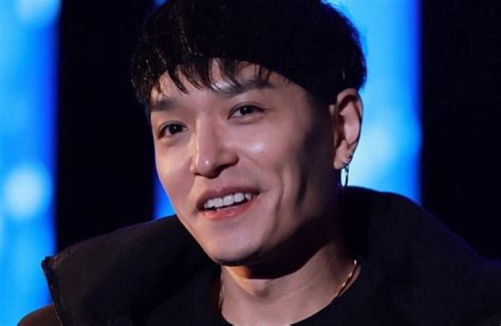 Is Simon Dominic Married to Wife? Or Dating Girlfriend? Previous Relationships