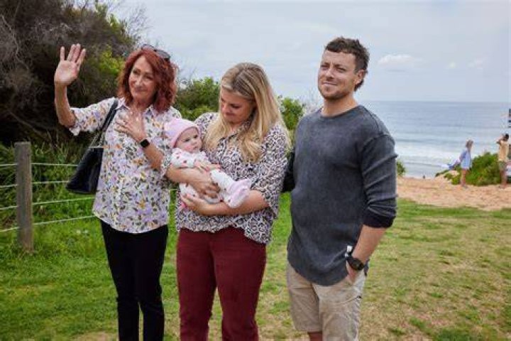 
Is Ziggy Leaving Home And Away? Is She Pregnant In Real Life? Husband And Net Worth 