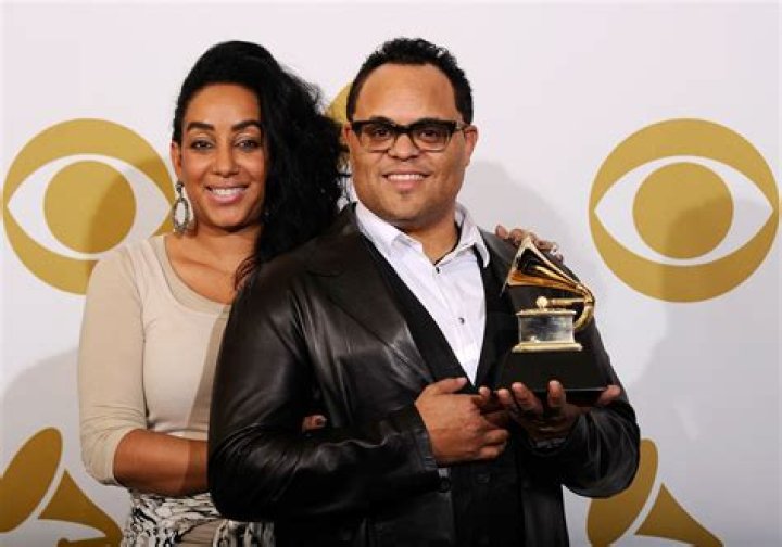 Israel Houghton - Age, Family, Bio