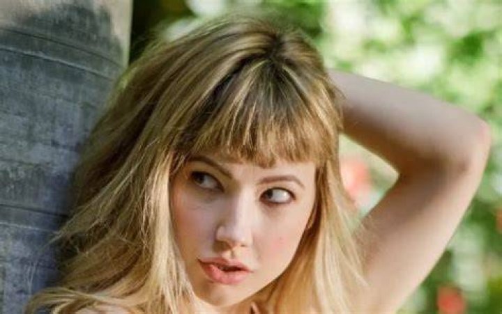 Ivy Wolfe - Age, Family, Bio