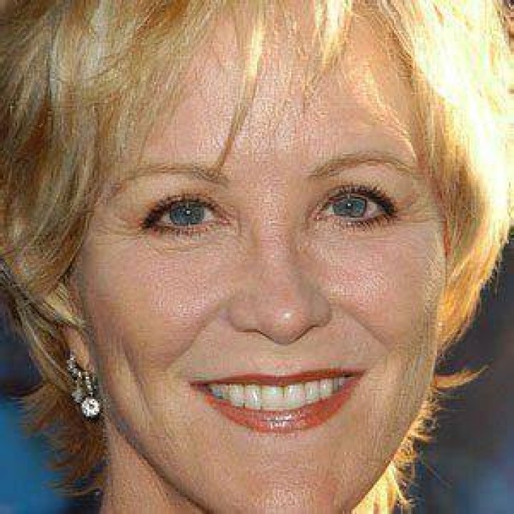 Joanna Kerns - Age, Family, Bio