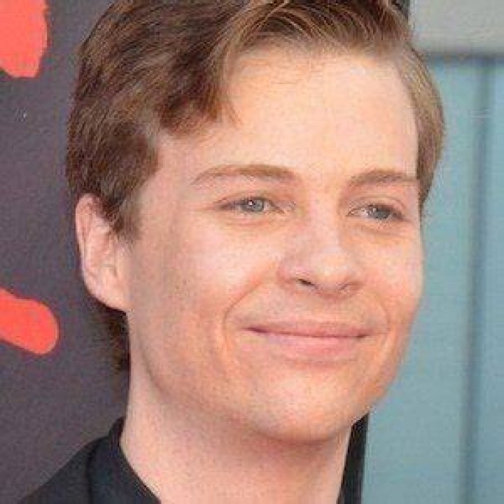 John Karna - Age, Family, Bio
