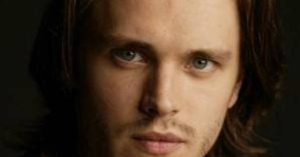 Jonathan Jackson – Biography, Wife, Family, Age, Height, Net Worth