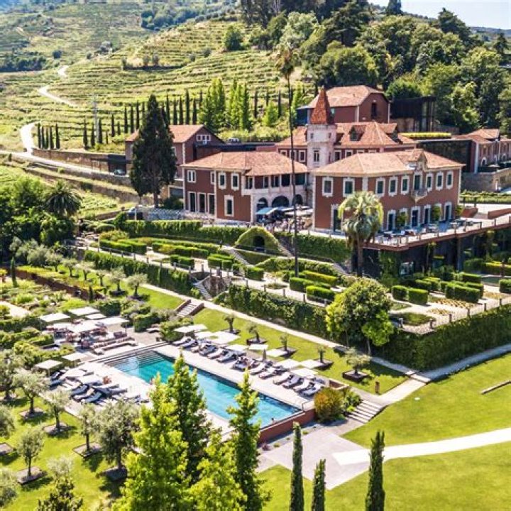 Jordan Pilarski Recently Proposed His Partner Tori Fischer At Six Senses Douro Valley On March 2023